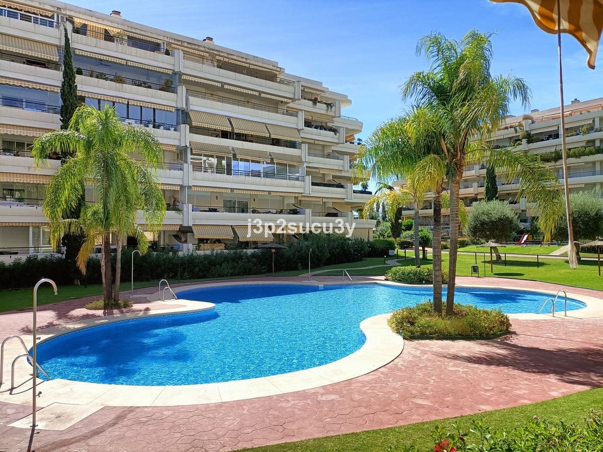 3 bedroom Apartment for sale in Guadalmina with pool - € 460,000 (Ref: 9479698)