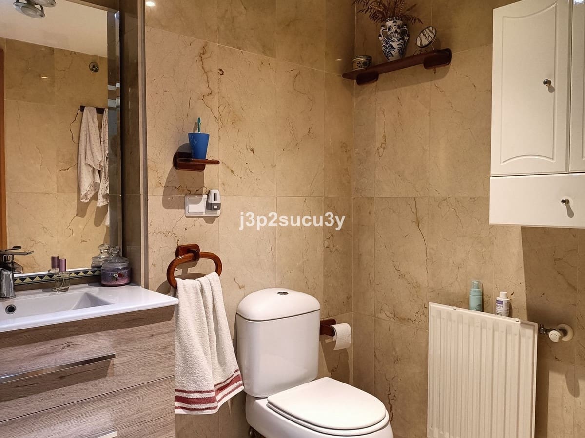 3 bedroom Apartment for sale in Guadalmina with pool - € 460,000 (Ref: 9479698)