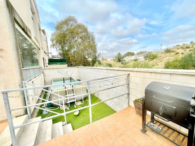 Pareado de 3 habitaciones en Puerto de la Torre, Málaga ciudad en venta - 465.000 € (Ref: 9479704)