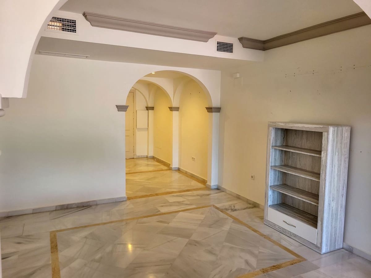 2 soverom Leilighet til salgs i Nueva Andalucia - € 468 000 (Ref: 9479707)