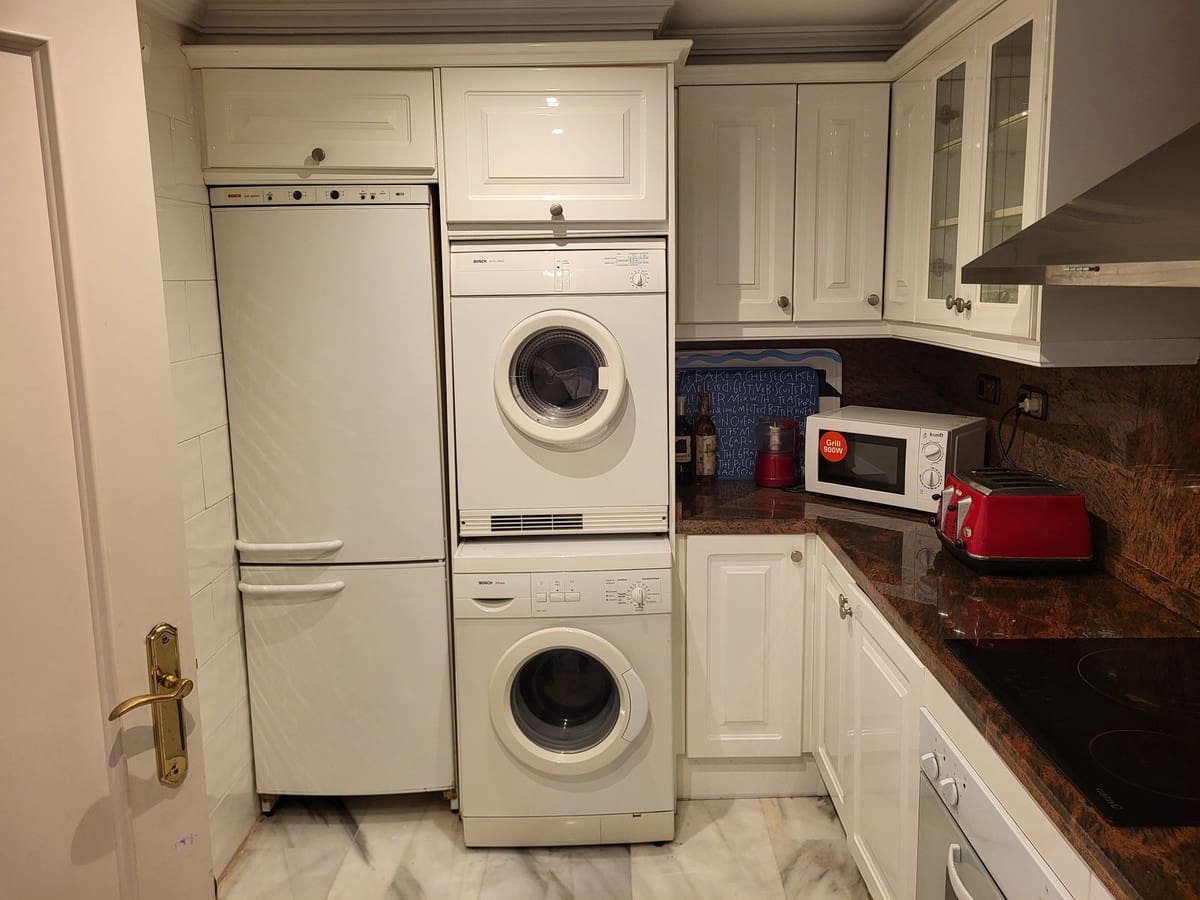 2 soverom Leilighet til salgs i Nueva Andalucia - € 468 000 (Ref: 9479707)