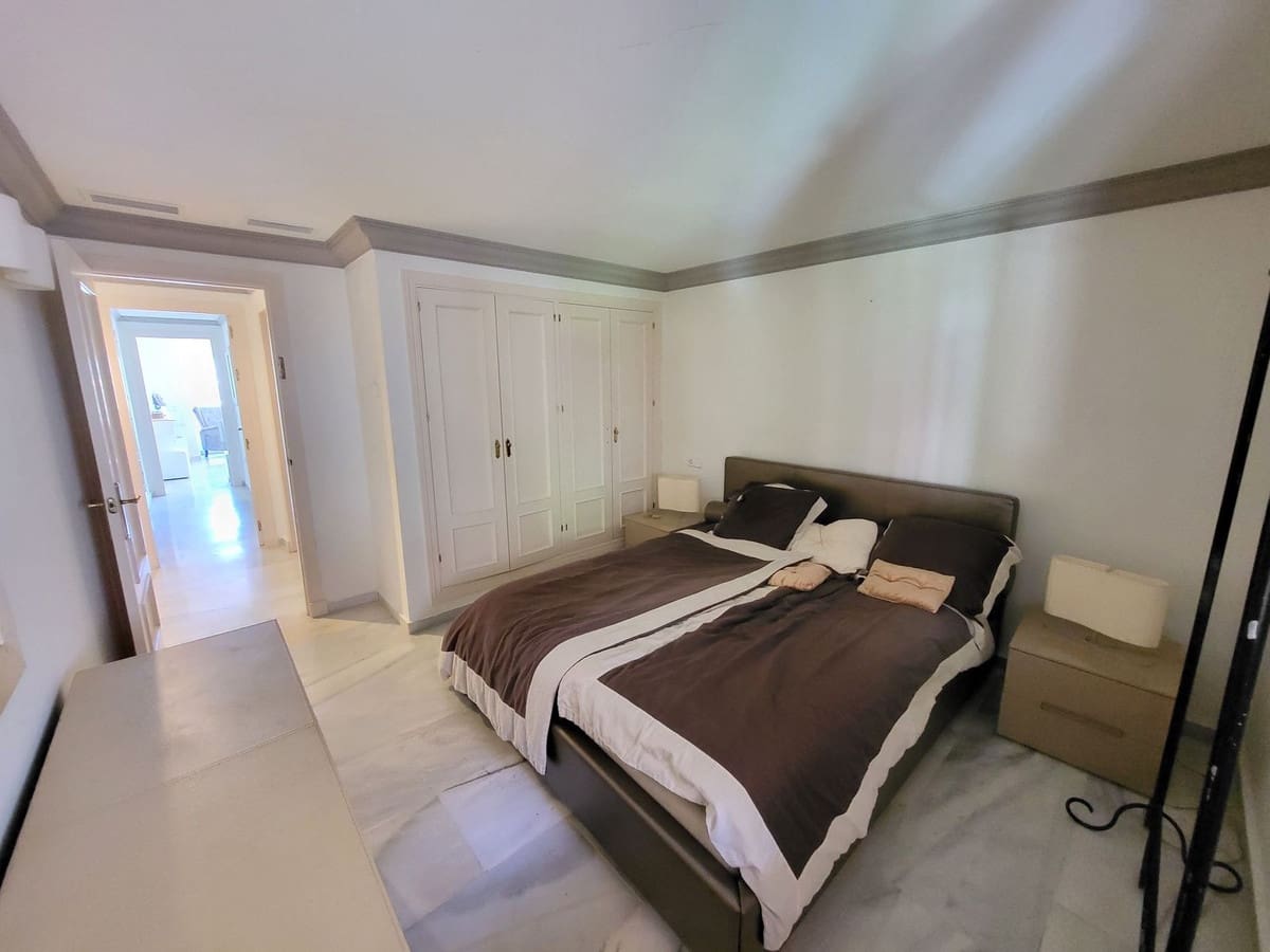 2 soverom Leilighet til salgs i Nueva Andalucia - € 468 000 (Ref: 9479707)