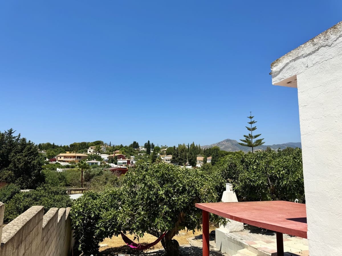 2 slaapkamer Finca/Landhuis te koop in Marbella met zwembad garage - € 469.000 (Ref: 9479710)