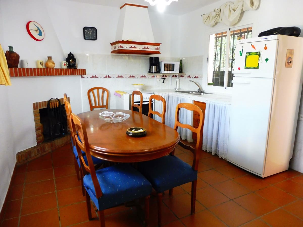 2 slaapkamer Finca/Landhuis te koop in Marbella met zwembad garage - € 469.000 (Ref: 9479710)