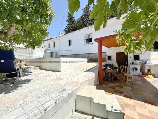 2 slaapkamer Finca/Landhuis te koop in Marbella met zwembad garage - € 469.000 (Ref: 9479710)