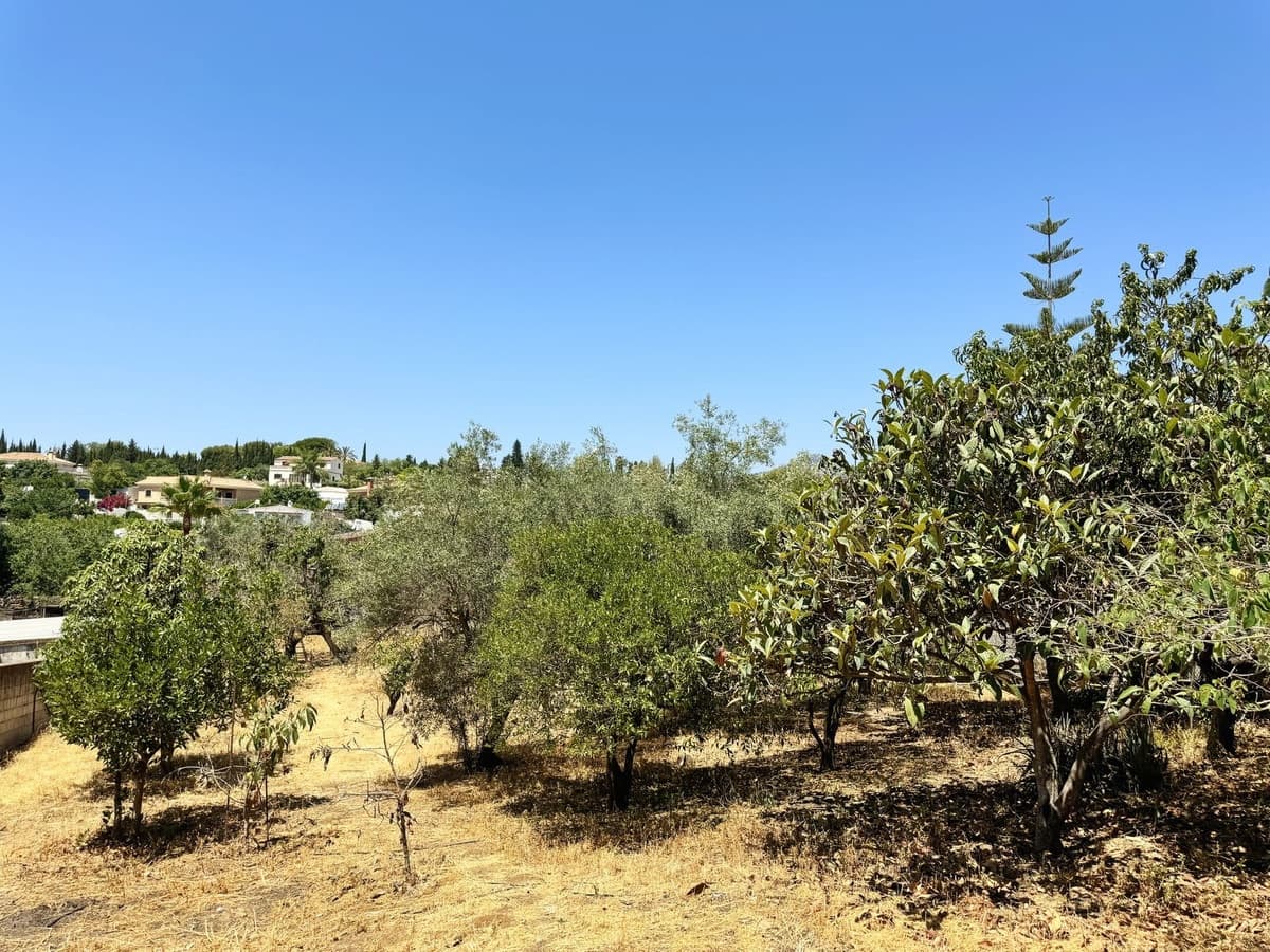 2 slaapkamer Finca/Landhuis te koop in Marbella met zwembad garage - € 469.000 (Ref: 9479710)