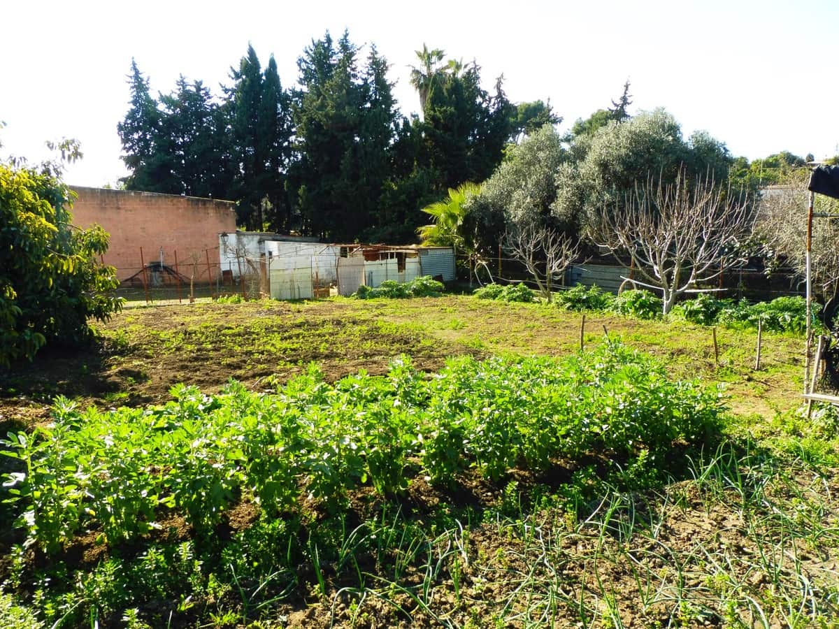 2 slaapkamer Finca/Landhuis te koop in Marbella met zwembad garage - € 469.000 (Ref: 9479710)