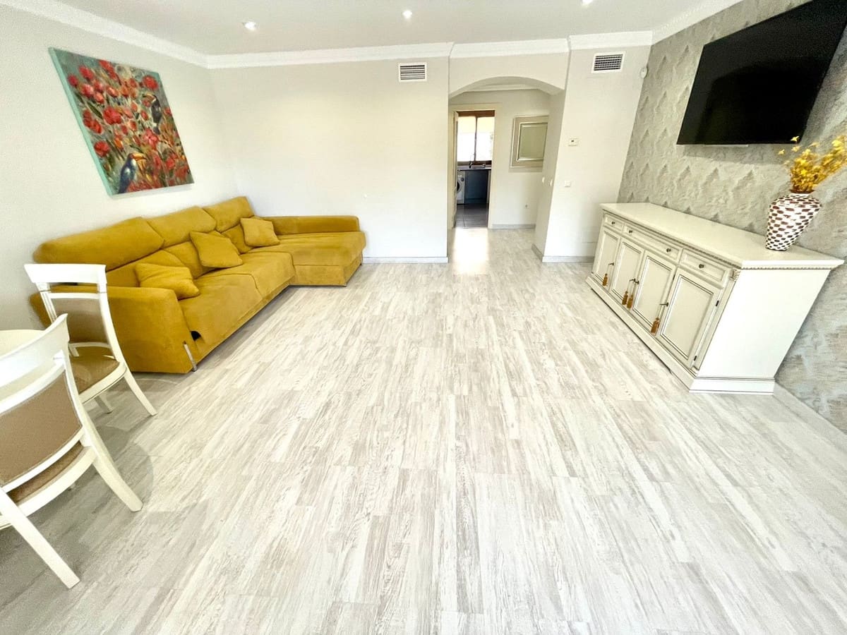 2 bedroom Apartment for sale in Benahavis with pool garage - € 470,000 (Ref: 9479711)