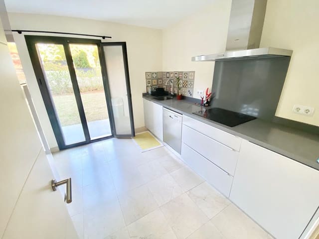 2 soveværelse Lejlighed til salg i Los Flamingos, Benahavís med swimmingpool - € 470.000 (Ref: 9479712)