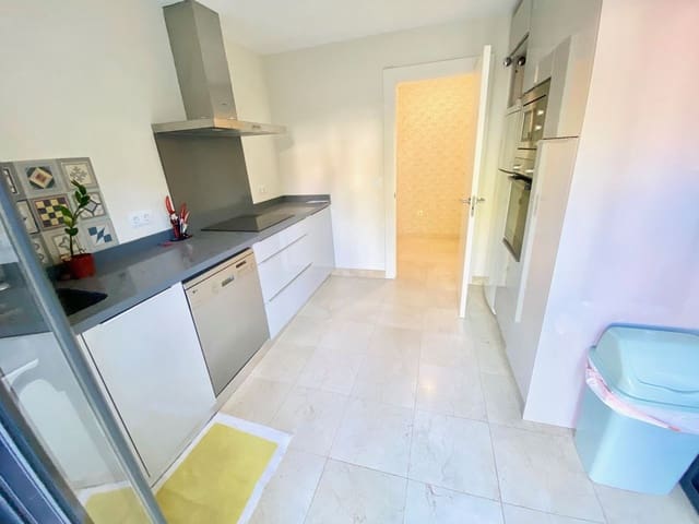 2 soveværelse Lejlighed til salg i Los Flamingos, Benahavís med swimmingpool - € 470.000 (Ref: 9479712)