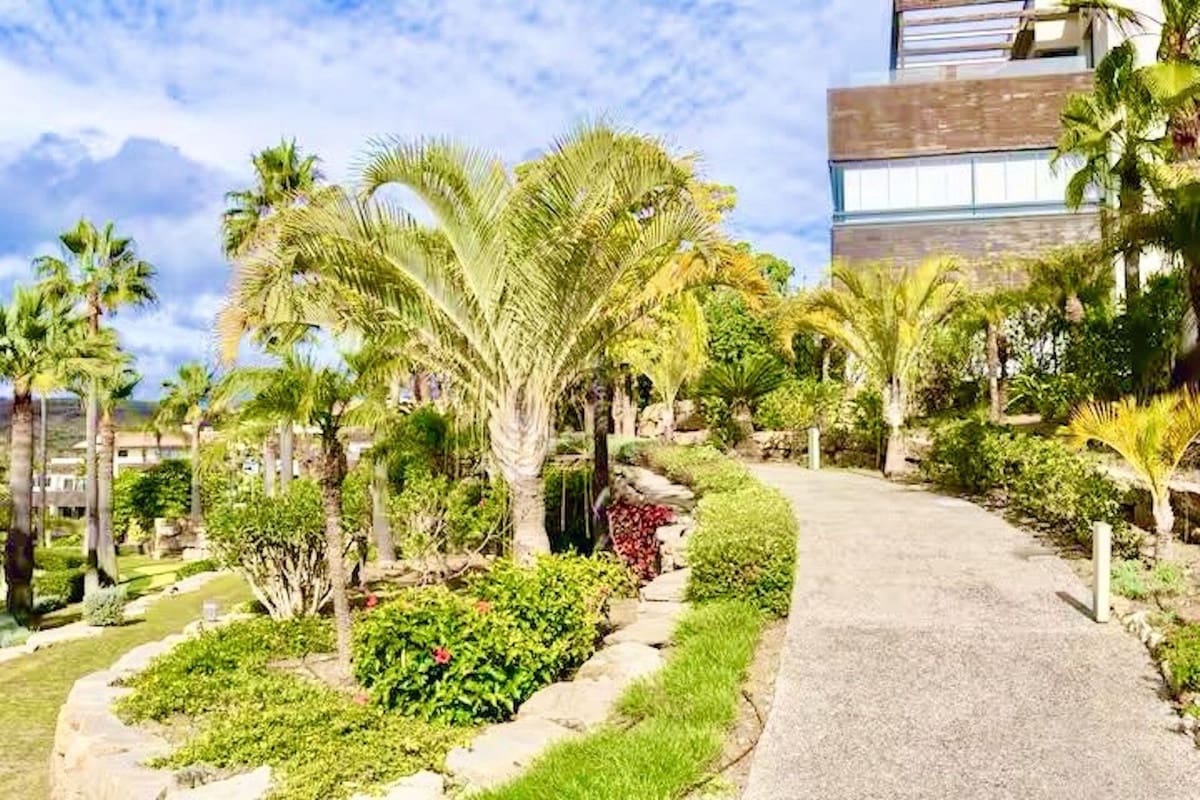 2 soveværelse Lejlighed til salg i Los Flamingos med swimmingpool - € 470.000 (Ref: 9479712)