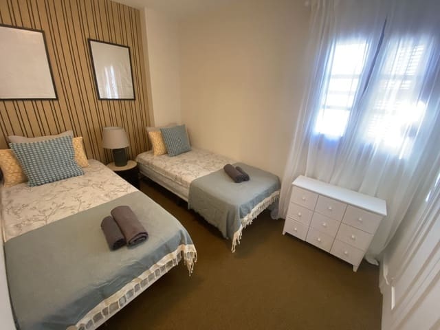 2 quarto Casa em Banda para venda em Centro, Estepona com piscina - 470 000 € (Ref: 9479714)