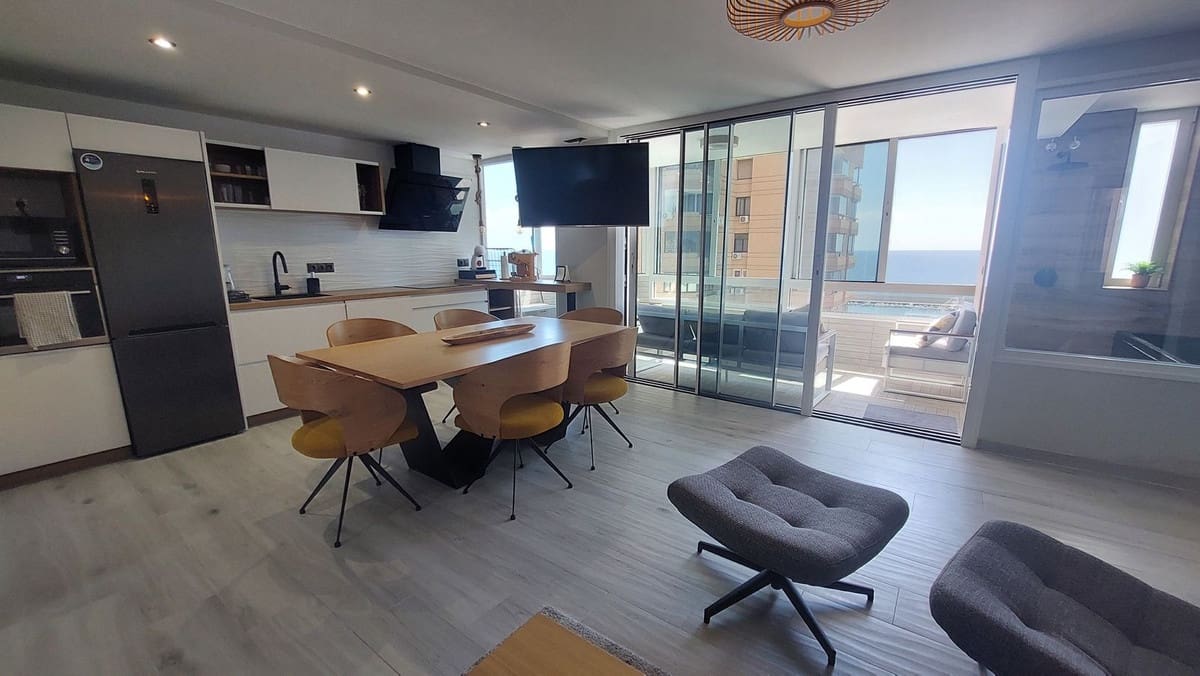 Apartamento de 2 habitaciones en Fuengirola en venta con piscina - 475.000 € (Ref: 9479717)