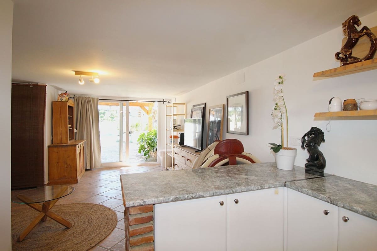 3 bedroom Villa for sale in Alhaurin el Grande with pool - € 475,000 (Ref: 9479719)