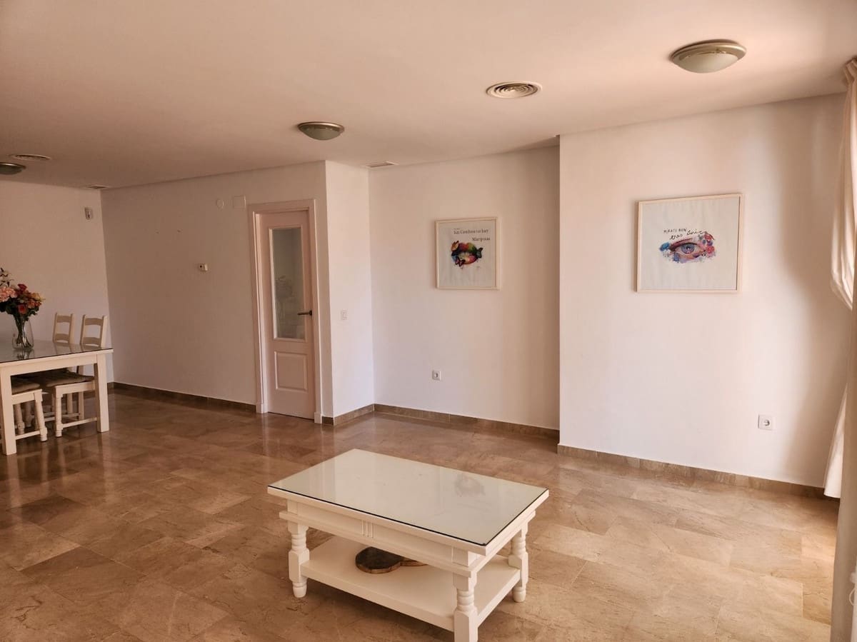 Apartamento de 2 habitaciones en Benalmádena en venta con piscina - 477.000 € (Ref: 9479724)