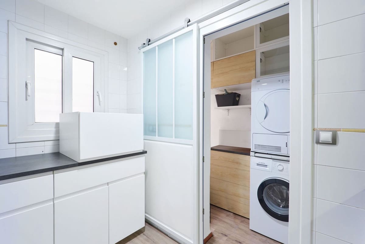 3 bedroom Apartment for sale in San Luis de Sabinillas with pool garage - € 479,000 (Ref: 9479727)