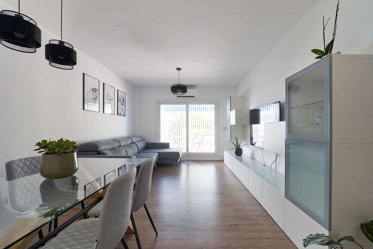 3 bedroom Apartment for sale in San Luis de Sabinillas with pool garage - € 479,000 (Ref: 9479727)