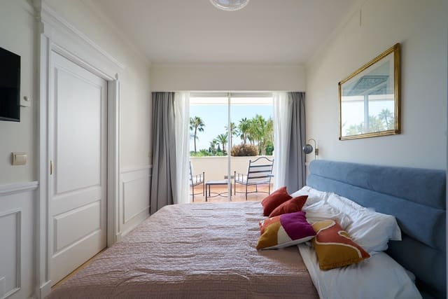 Apartamento de 1 habitación en Golden Mile, Marbella en venta con piscina - 479.000 € (Ref: 9479729)