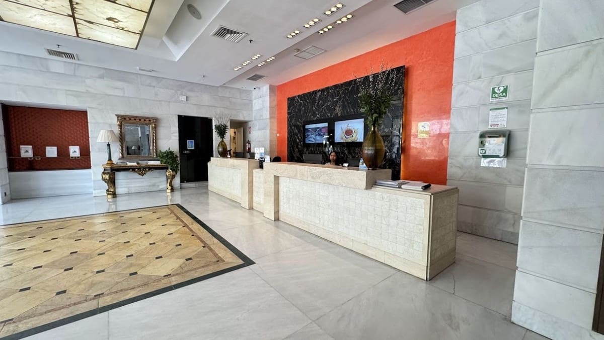 1 bedroom Apartment for sale in Golden Mile with pool - € 479,000 (Ref: 9479729)