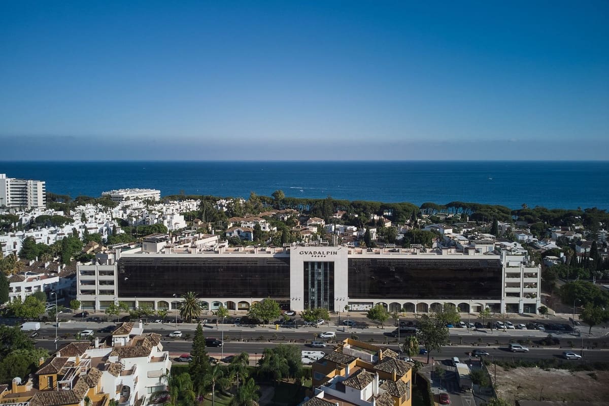 1 bedroom Apartment for sale in Golden Mile with pool - € 479,000 (Ref: 9479729)