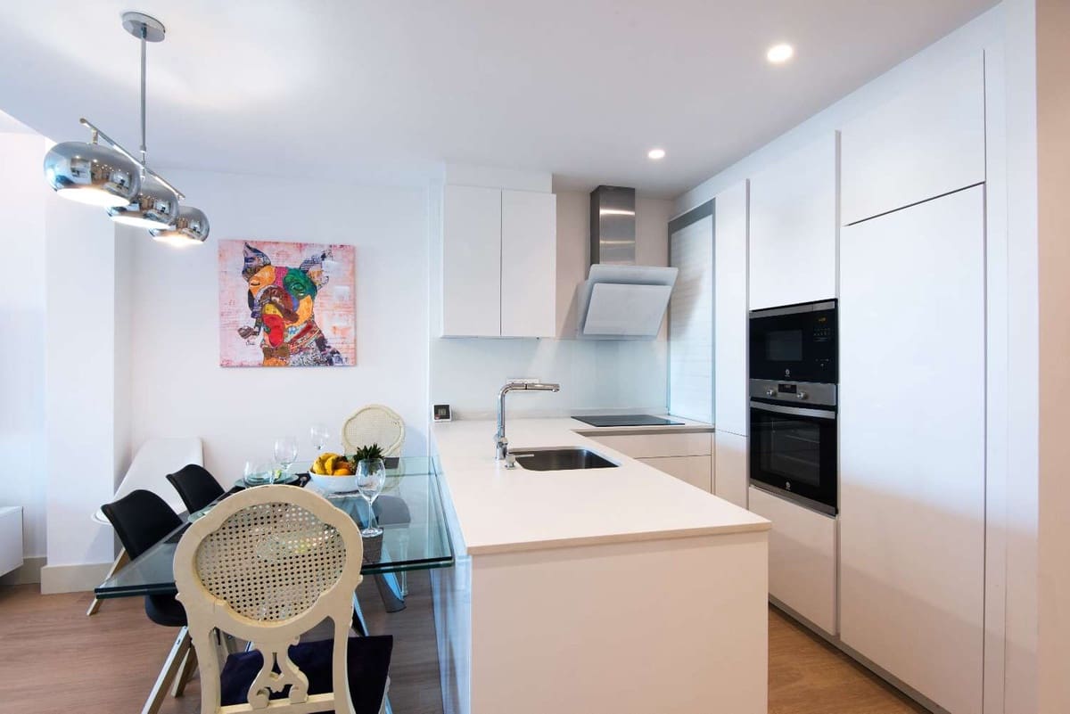 Apartamento de 3 habitaciones en Benalmádena en venta con garaje - 479.000 € (Ref: 9479730)