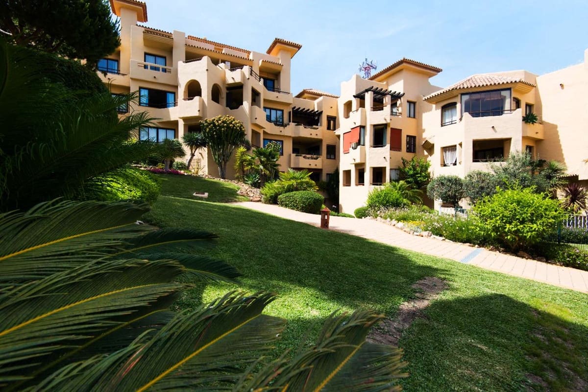 Apartamento de 3 habitaciones en Benalmádena en venta con garaje - 479.000 € (Ref: 9479730)