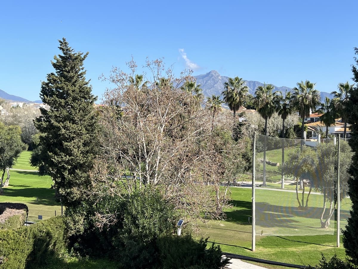 3 bedroom Apartment for sale in Guadalmina with pool - € 479,000 (Ref: 9479731)