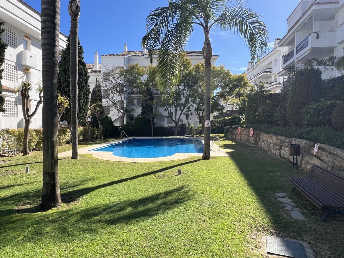 3 bedroom Apartment for sale in Guadalmina with pool - € 479,000 (Ref: 9479731)
