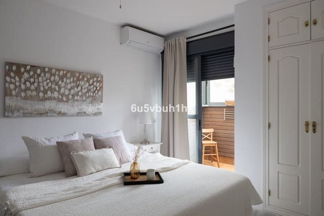 2 bedroom Penthouse for sale in Centro ciudad, Fuengirola with pool - € 479,000 (Ref: 9479732)