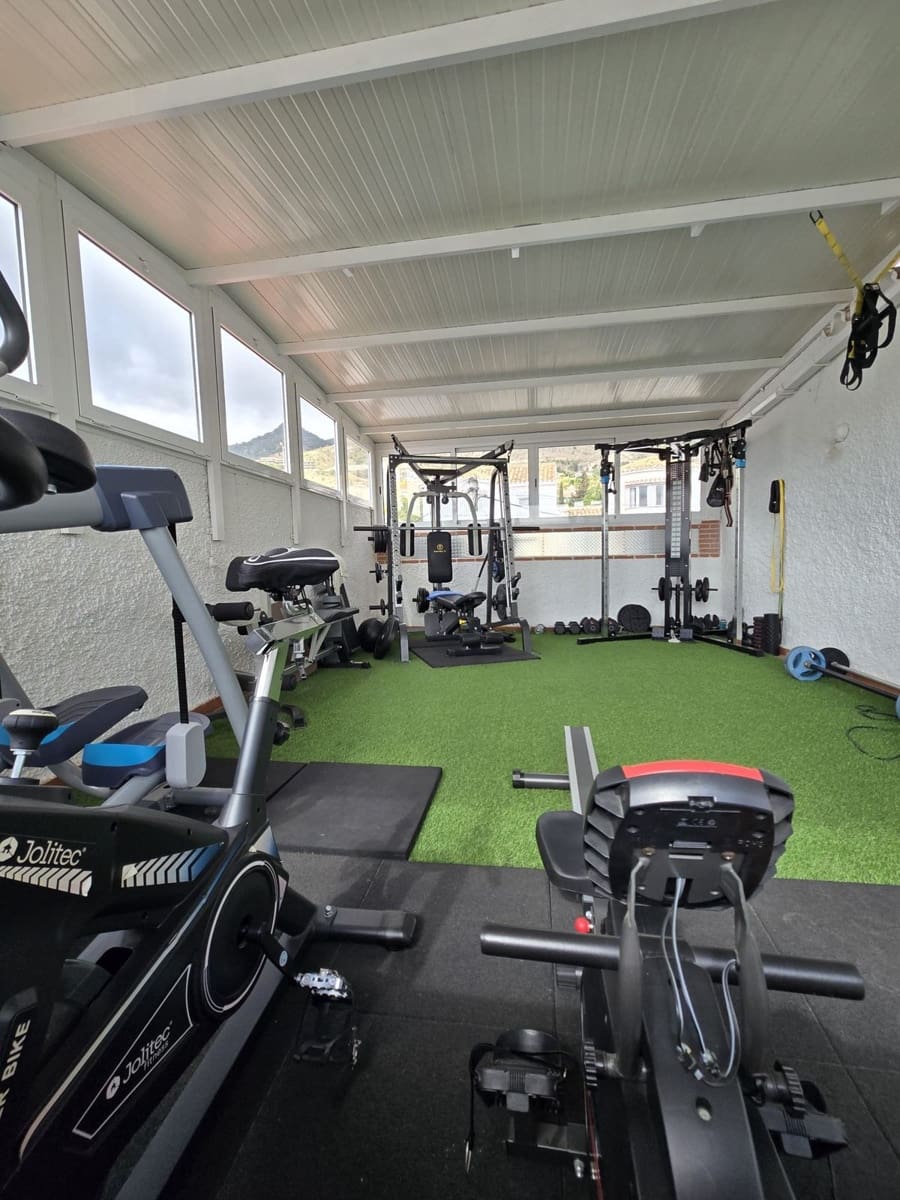 Casa de 3 habitaciones en Arroyo de la Miel en venta con piscina - 479.000 € (Ref: 9479733)