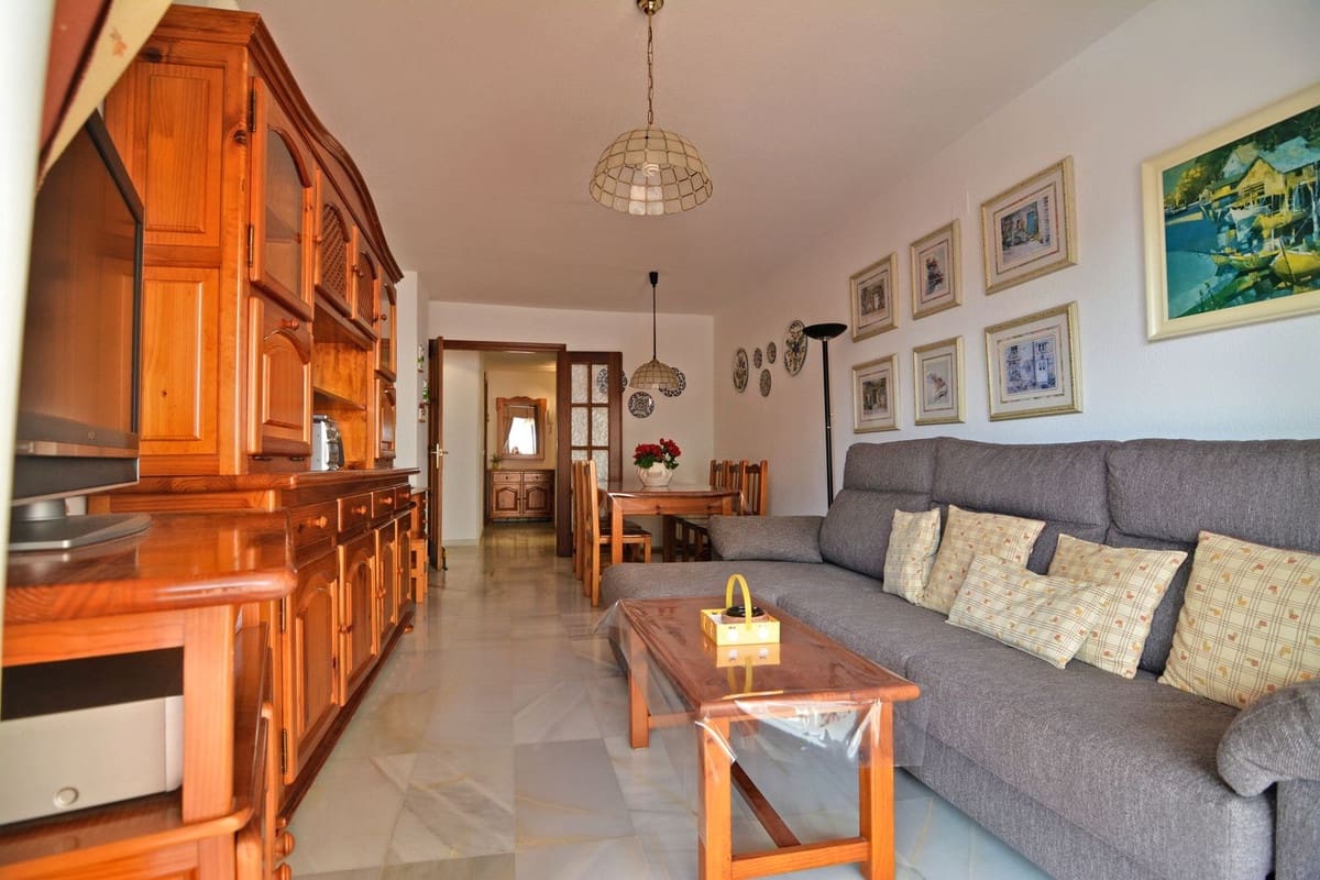 3 bedroom Apartment for sale in Fuengirola with pool garage - € 480,000 (Ref: 9479738)