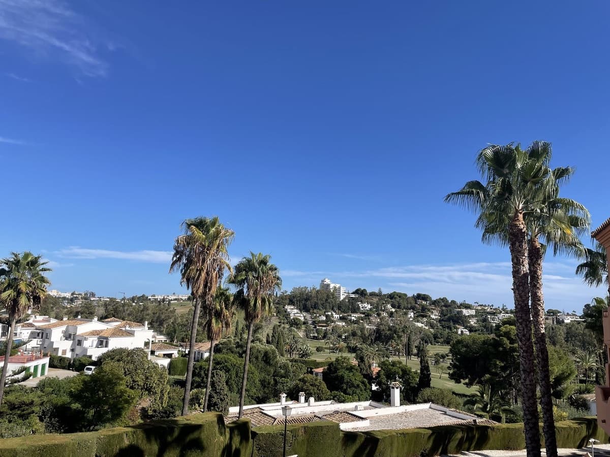 3 soveværelse Penthouse til salg i Benahavis med swimmingpool - € 480.000 (Ref: 9479739)