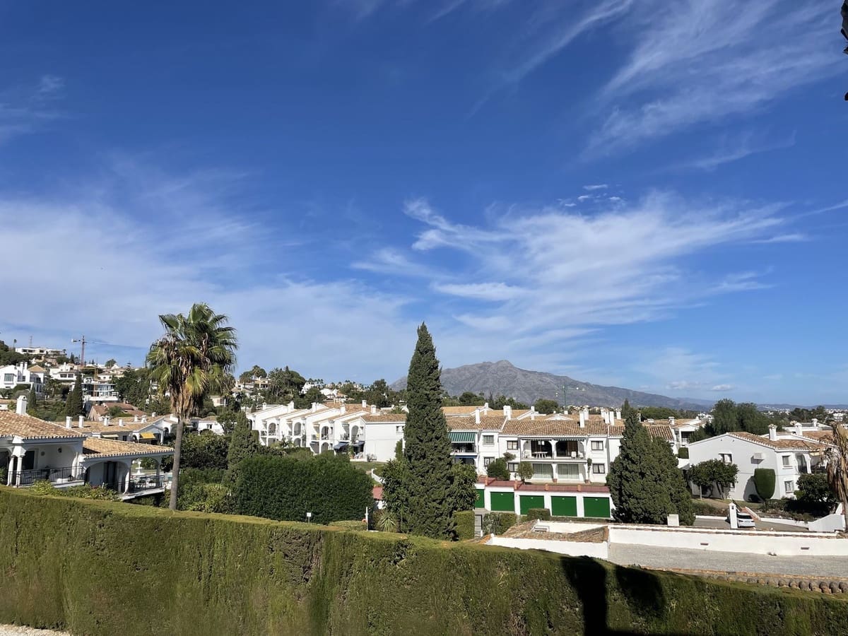 3 soveværelse Penthouse til salg i Benahavis med swimmingpool - € 480.000 (Ref: 9479739)