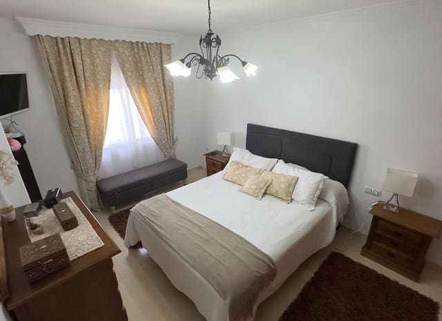 Chalet de 5 habitaciones en Casares Pueblo, Casares en venta - 480.000 € (Ref: 9479740)