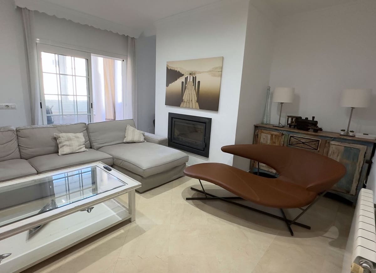 Chalet de 5 habitaciones en Casares en venta - 480.000 € (Ref: 9479740)