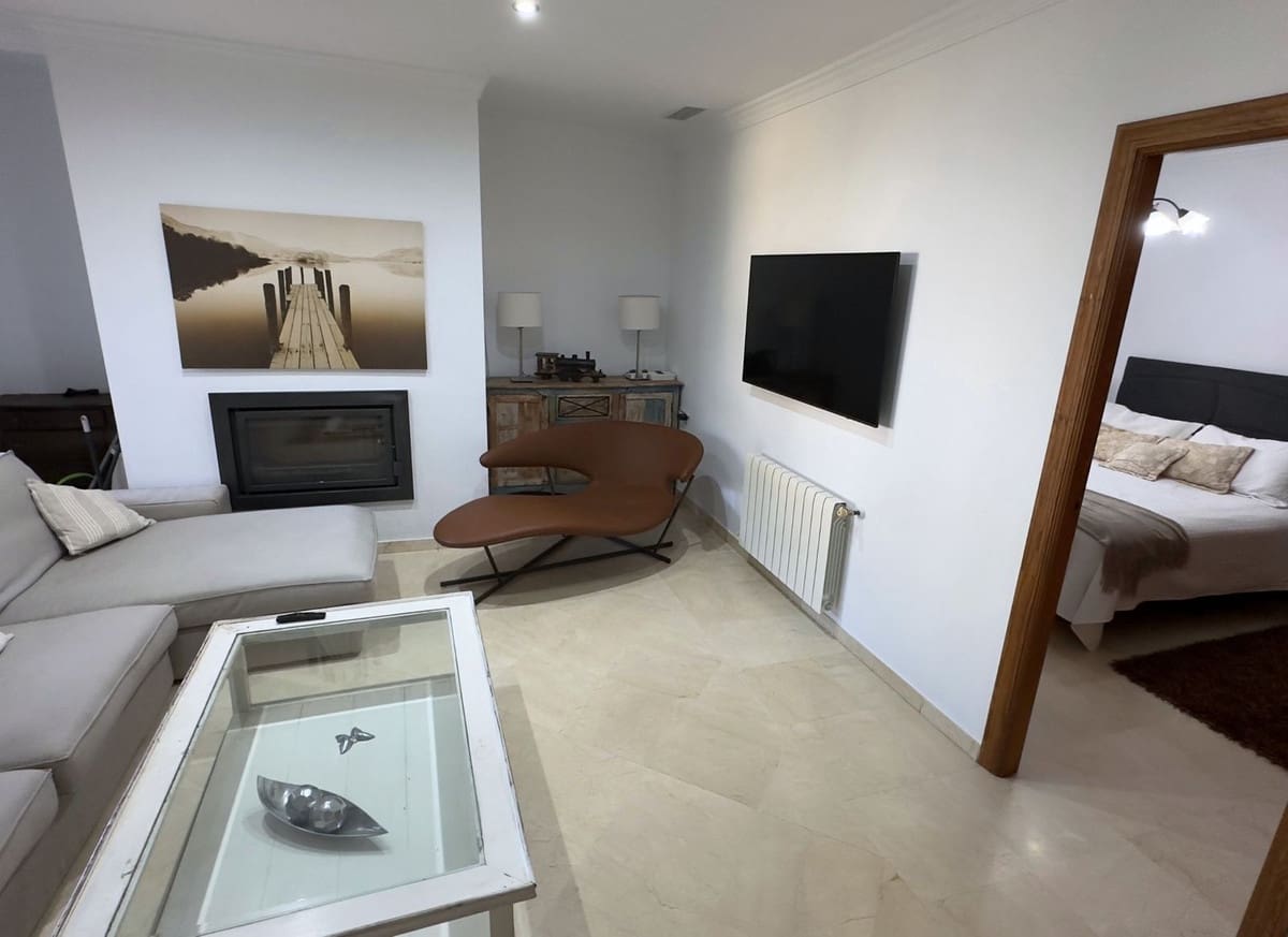 Chalet de 5 habitaciones en Casares en venta - 480.000 € (Ref: 9479740)