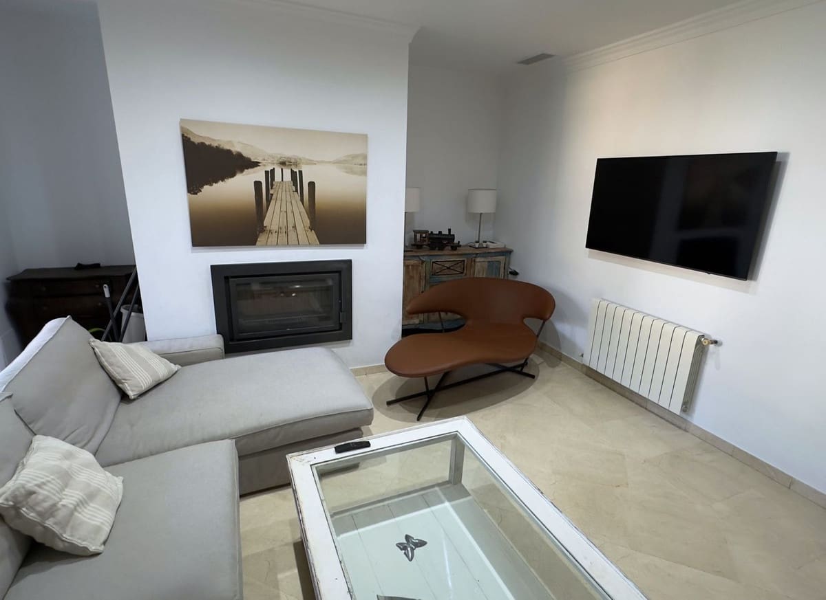 Chalet de 5 habitaciones en Casares en venta - 480.000 € (Ref: 9479740)