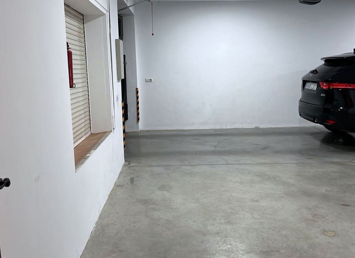 Chalet de 5 habitaciones en Casares en venta - 480.000 € (Ref: 9479740)