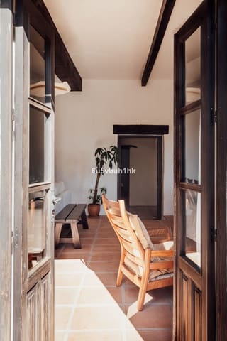 2 makuuhuone Omakotitalo myytävänä paikassa Centro Historico, Málaga kaupunki - 480 000 € (Ref: 9479741)