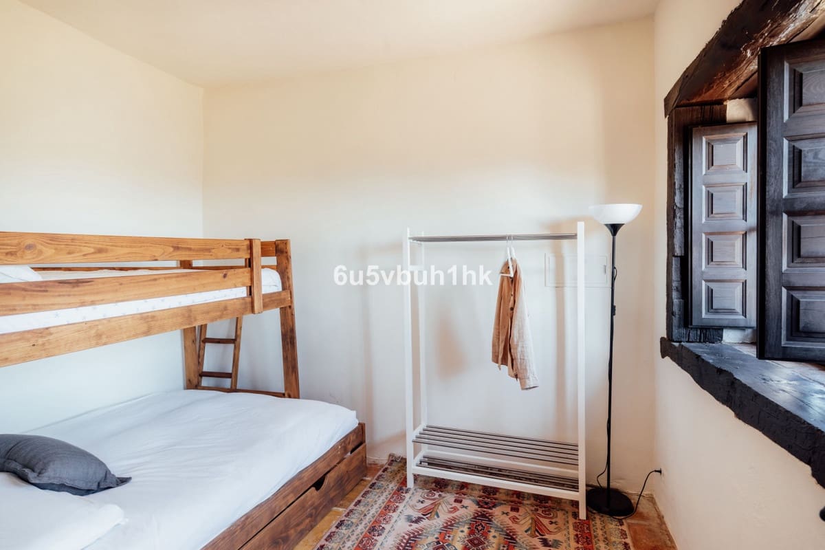 2 makuuhuone Omakotitalo myytävänä paikassa Malaga kaupunki - 480 000 € (Ref: 9479741)