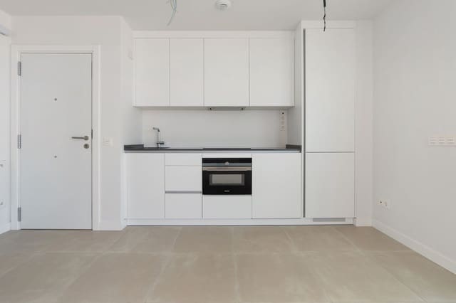 2 soveværelse Lejlighed til salg i Benalmadena Costa, Benalmádena med swimmingpool garage - € 485.000 (Ref: 9479749)