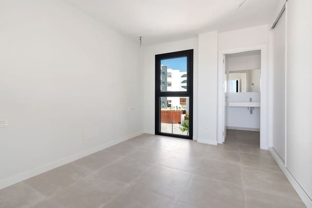 2 soveværelse Lejlighed til salg i Benalmadena Costa, Benalmádena med swimmingpool garage - € 485.000 (Ref: 9479749)