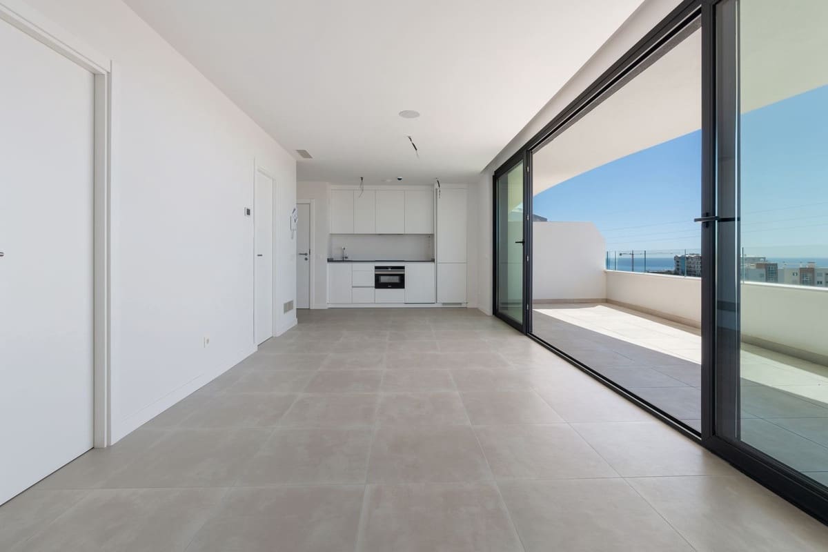 2 bedroom Apartment for sale in Benalmadena Costa with pool garage - € 485,000 (Ref: 9479749)