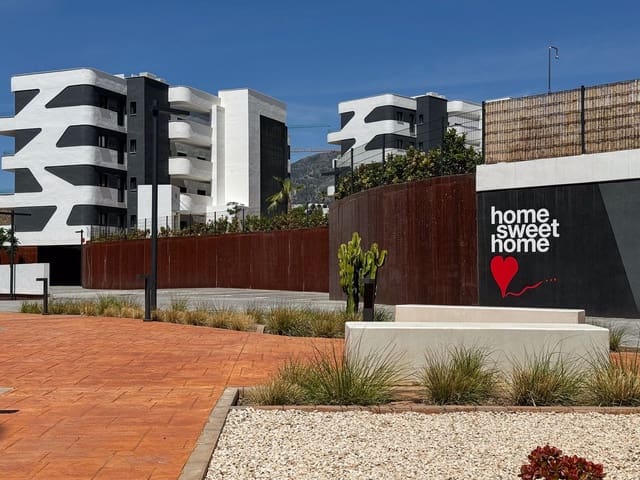 2 soveværelse Lejlighed til salg i Benalmadena Costa, Benalmádena med swimmingpool garage - € 485.000 (Ref: 9479749)