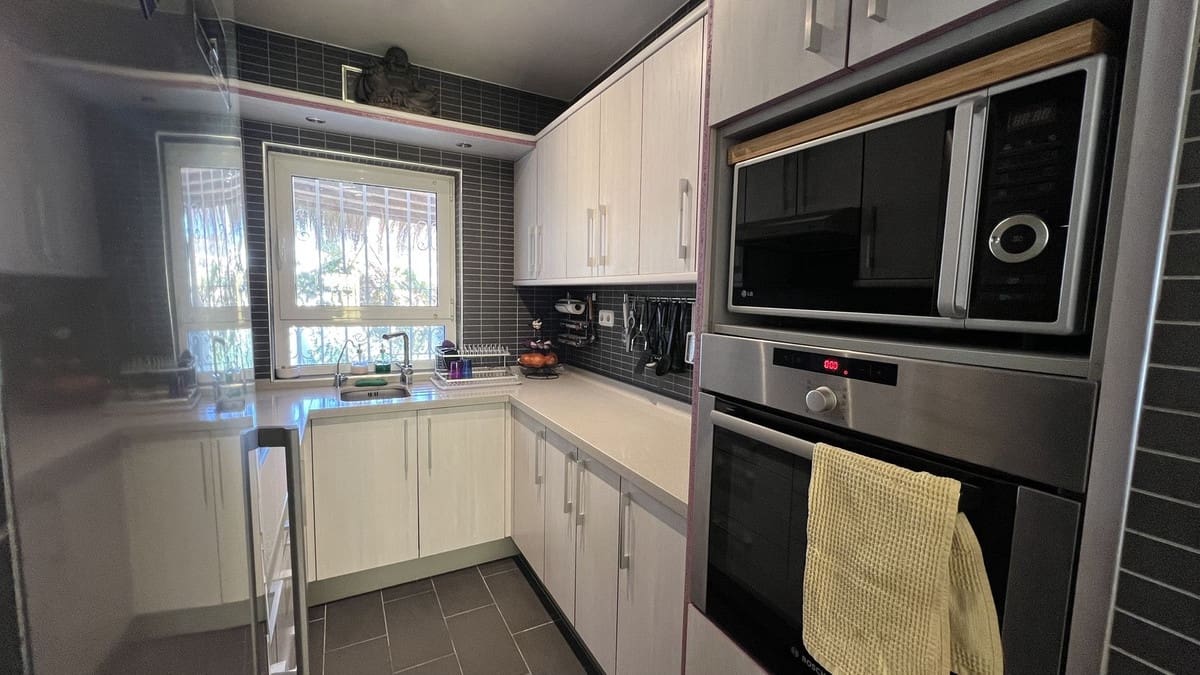 3 bedroom Villa for sale in Alhaurin el Grande with pool - € 485,000 (Ref: 9479751)