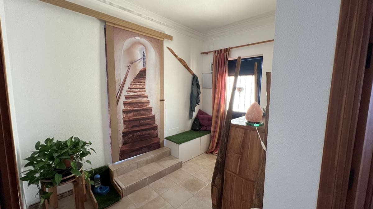 3 bedroom Villa for sale in Alhaurin el Grande with pool - € 485,000 (Ref: 9479751)