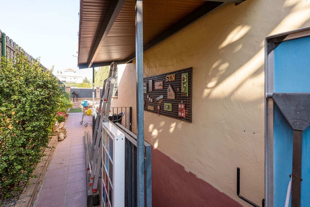 3 bedroom Townhouse for sale in Cancelada with garage - € 485,000 (Ref: 9479752)