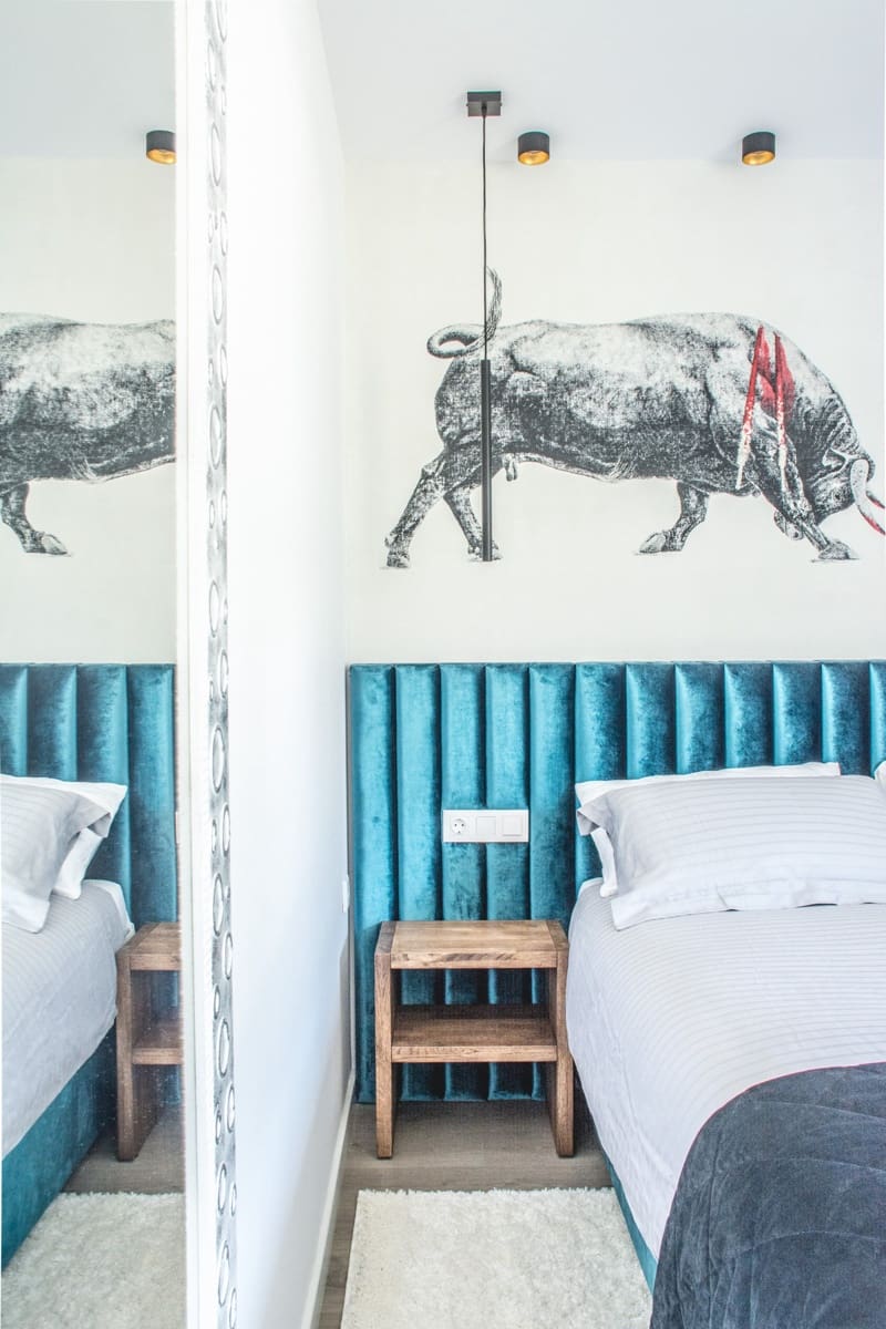 2 bedroom Apartment for sale in Estepona with pool - € 488,000 (Ref: 9479755)