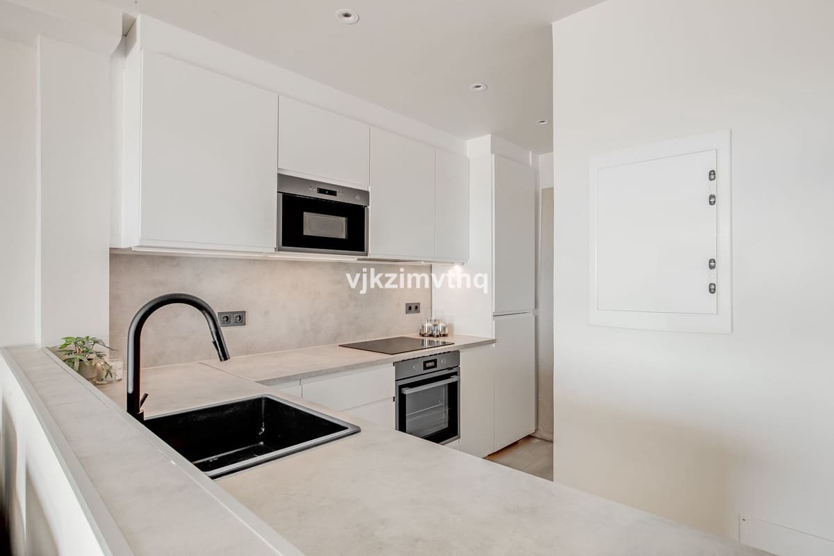 3 soveværelse Semi-Rækkehus til salg i Benalmadena - € 490.000 (Ref: 9479759)