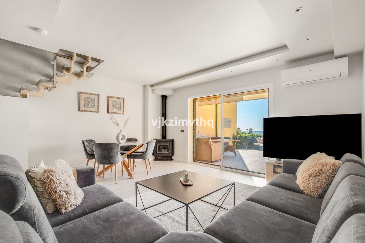 3 soveværelse Semi-Rækkehus til salg i Benalmadena - € 490.000 (Ref: 9479759)